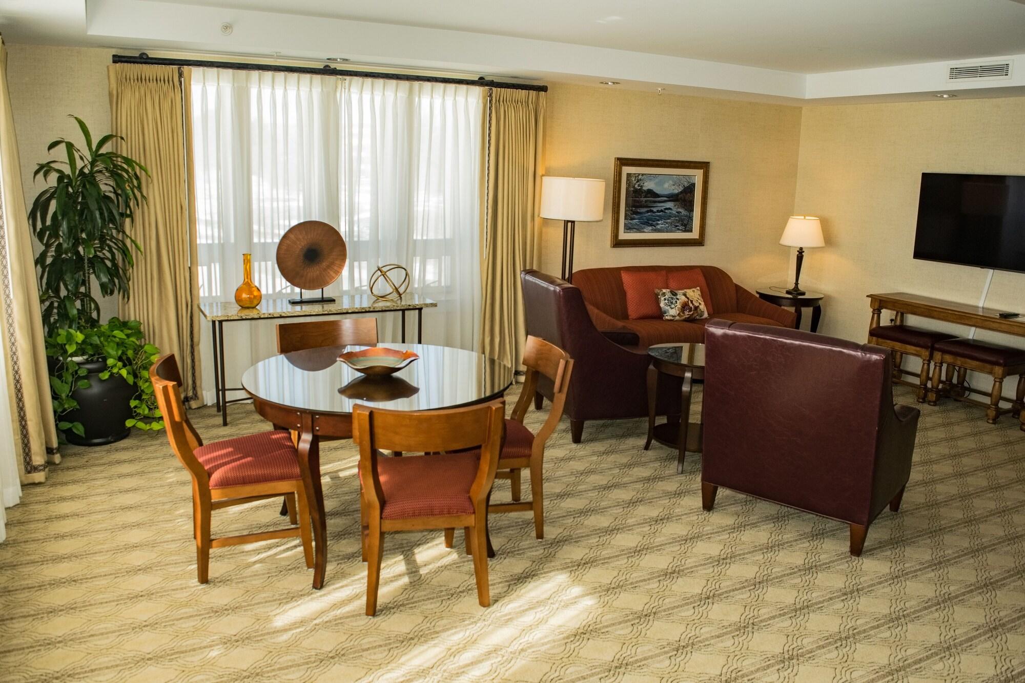 The Inn At Virginia Tech - On Campus Blacksburg Esterno foto